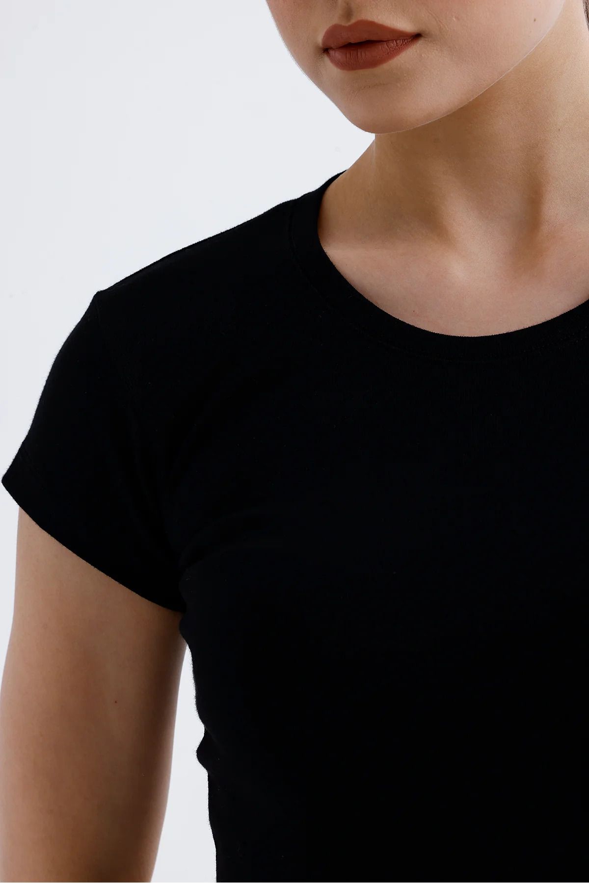 monepure Kadın Fit Basic Tişört – Esnek Pamuklu Kumaş