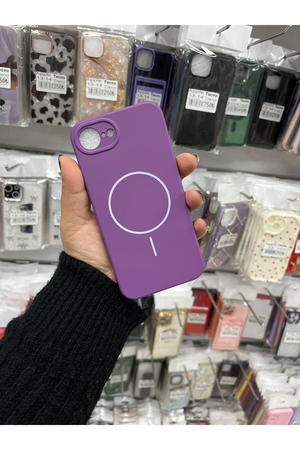 TECNOTREND Apple İphone 16E MAGSAFELİ İÇİ KADİFELİ SİLİKON KILIF