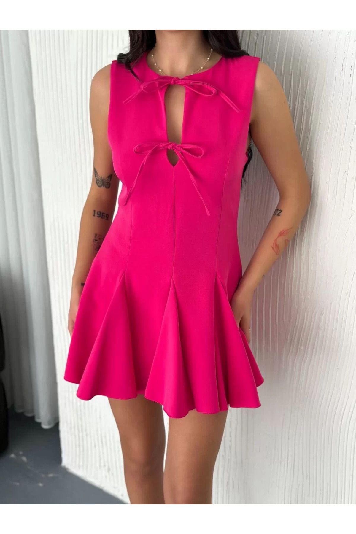 REKA MODA Göğüs Bağlamalı Kolsuz Mini Boy Elbise - Pembe