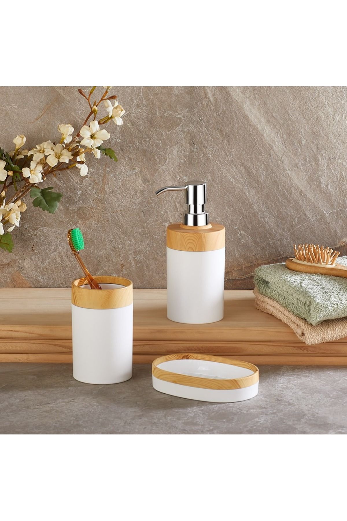 Leony Bambu Desenli 3 Parça Banyo Seti-Sıvı Sabunluk, Katı Sabunluk, Diş Fırçası Kutusu