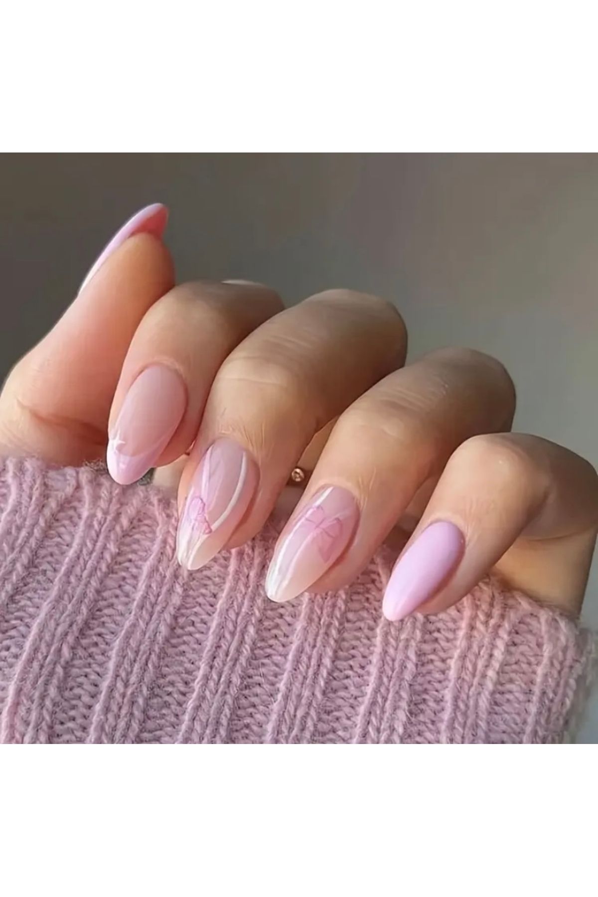 Accessories Vanilla Avenue Pembe Kelebek Desenli Badem Kesim Kendinden Yapışkanlı Takma Tırnak Seti 24 Adet