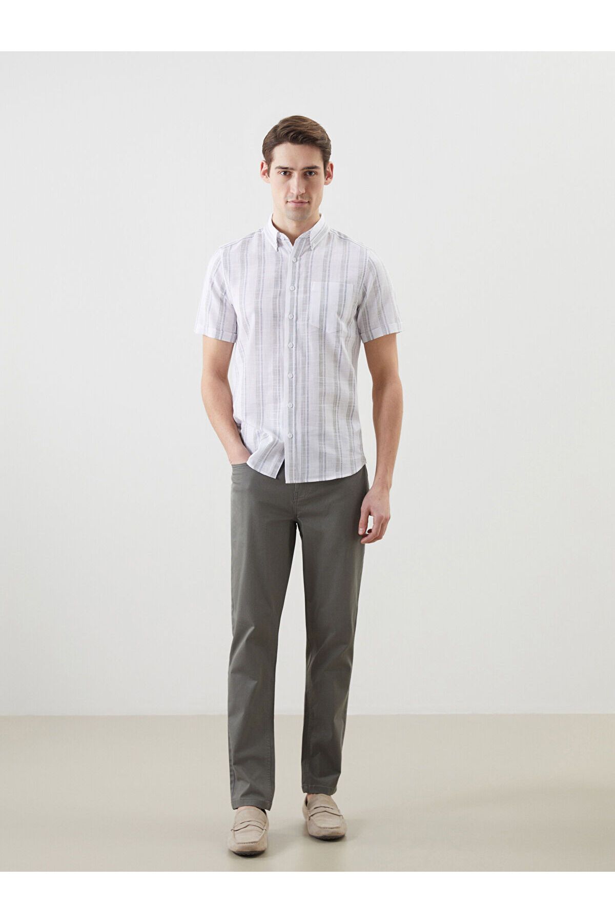 LC Waikiki Dar Kalıp Gabardin Erkek Chino Pantolon
