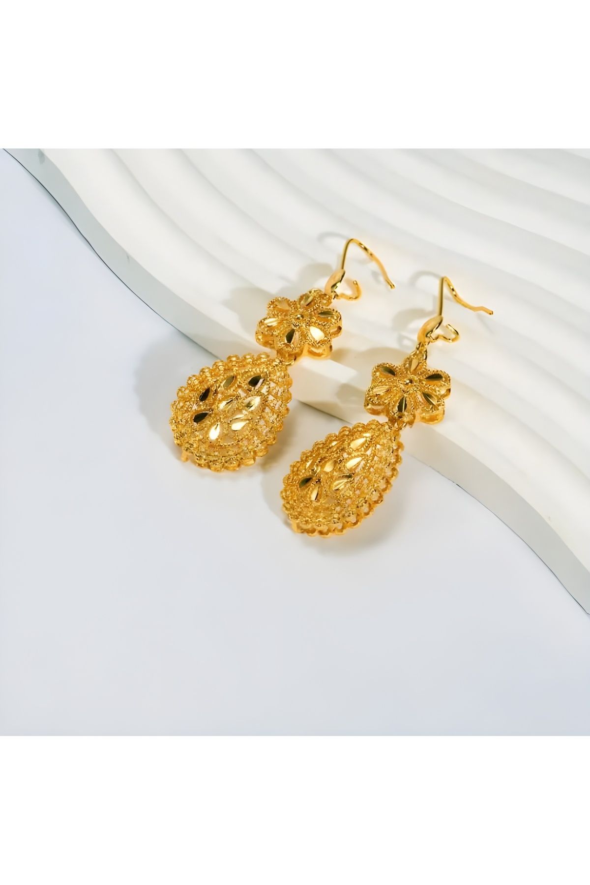 Jadem Gold Jade'm Gold 24k Altın Kaplama 2 Parça Kolye + Küpe Takı Seti - Gül Altını Renkli Düğün Aksesuarları