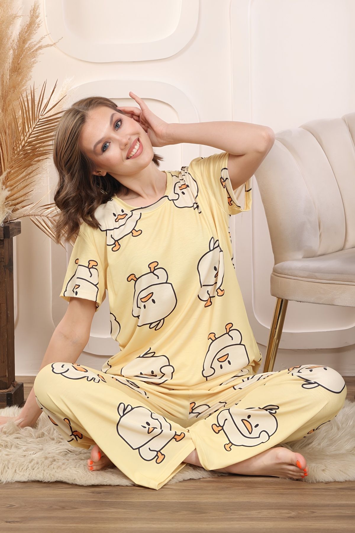 Ayreka Civciv Desenli Kısa Kol Kadın Pijama Takımı Civcivli New Check Supersoft