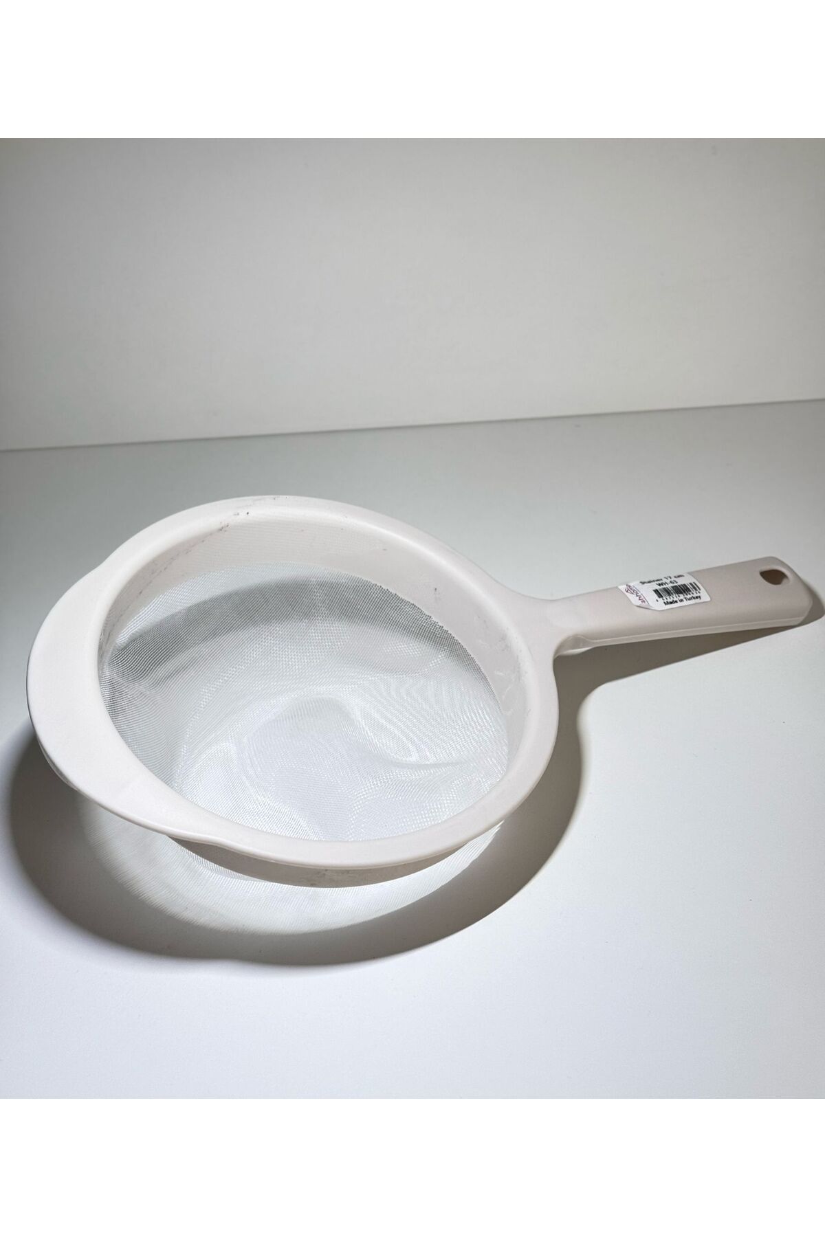 HomeFuture Un Süzgeci Plastik Saplı Süzgeç Bakliyat Un Şeker Süzgeci - Beyaz