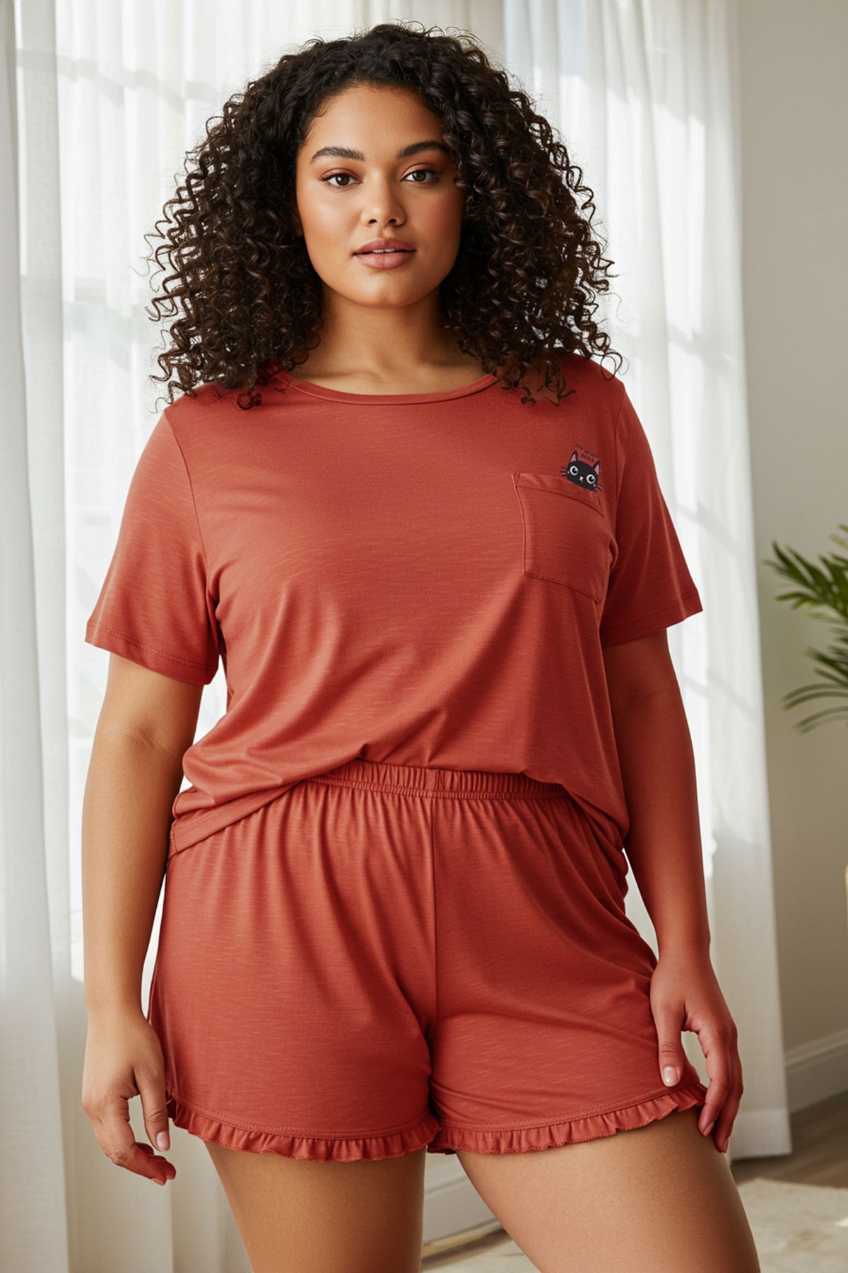 Trendyol Curve Zestaw Piżam Z Nadrukiem Tile Cat Tbbss24ai00035 Kobieta - 5XL