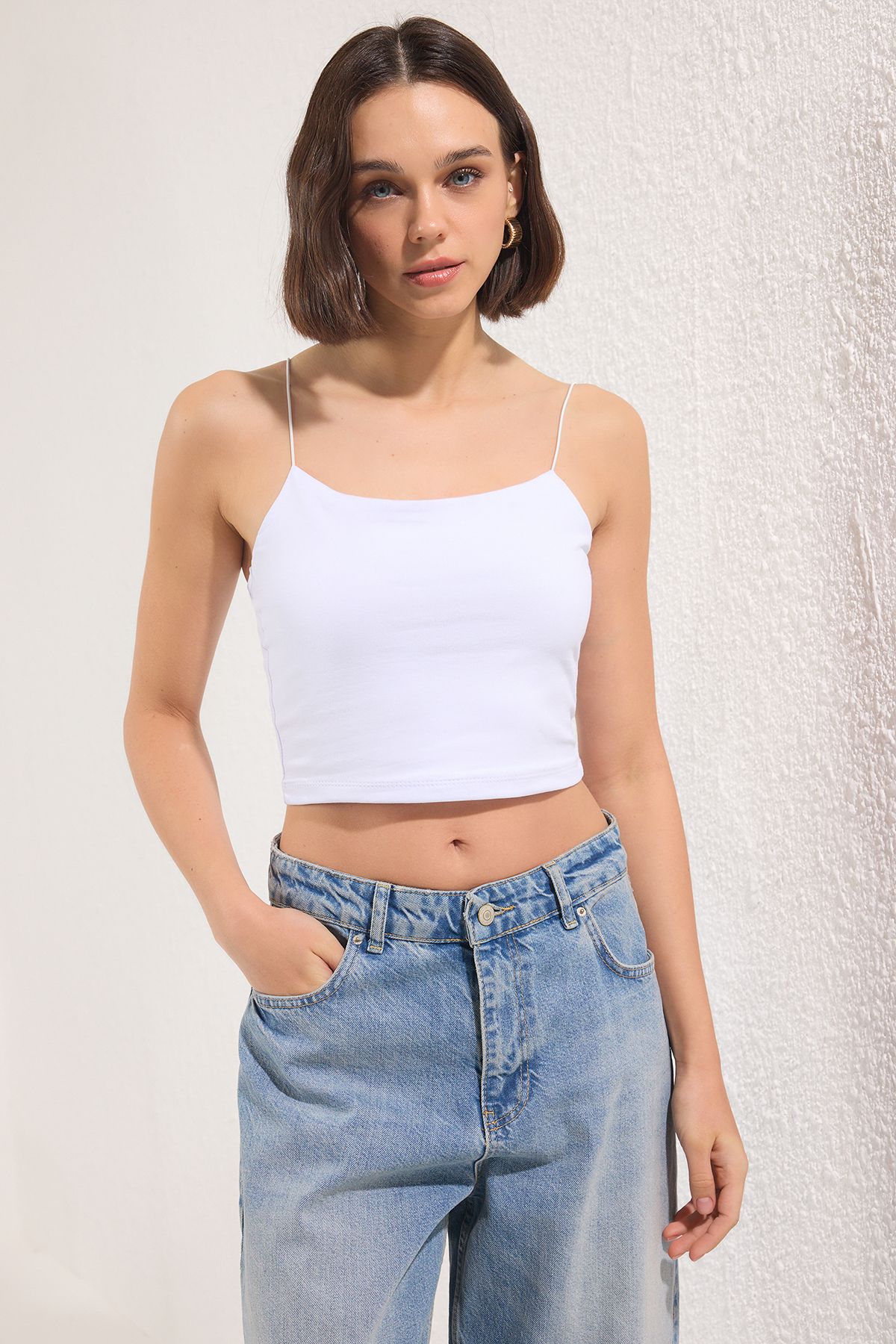 Trendyol Collection-Weiß-weißes 2er-Pack Baumwoll-Crop-Top mit Spaghettiträgern, Tanktop twooss21al0196 2