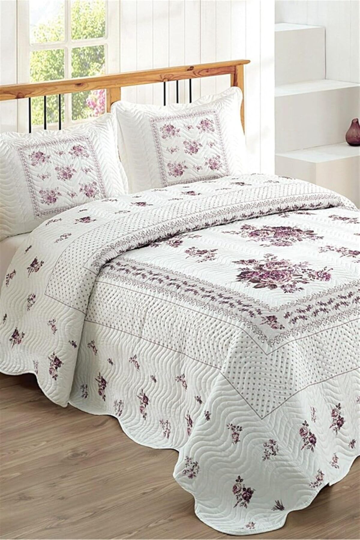 STOREMAX Çift Kişilik Microfiber Kapitone Yatak Örtüsü Flower Lila