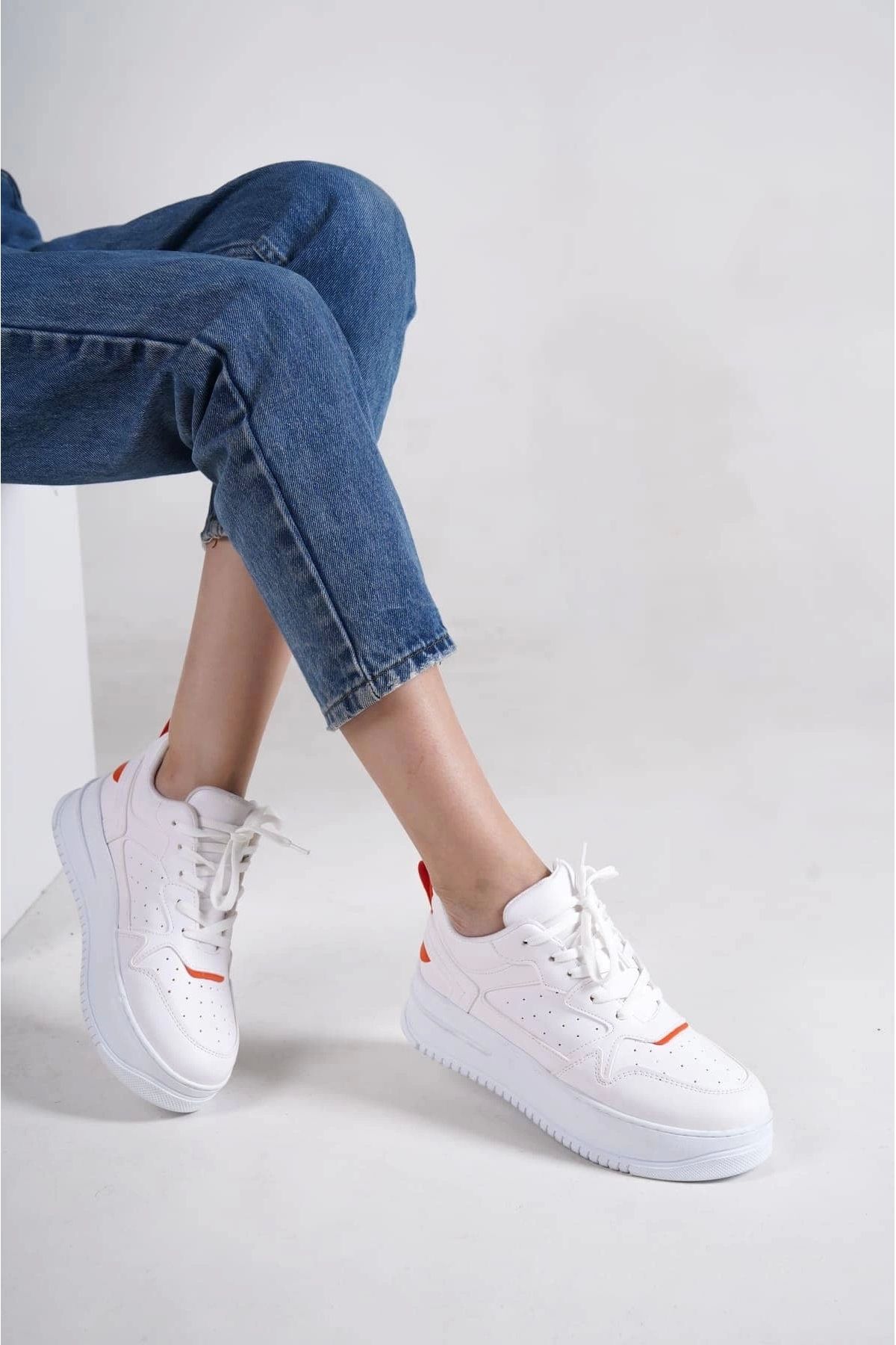Joy Ayakkabı ALESSI Bağcıklı Ortopedik Taban Kadın Sneaker Spor Ayakkabı BT - Beyaz/Turuncu