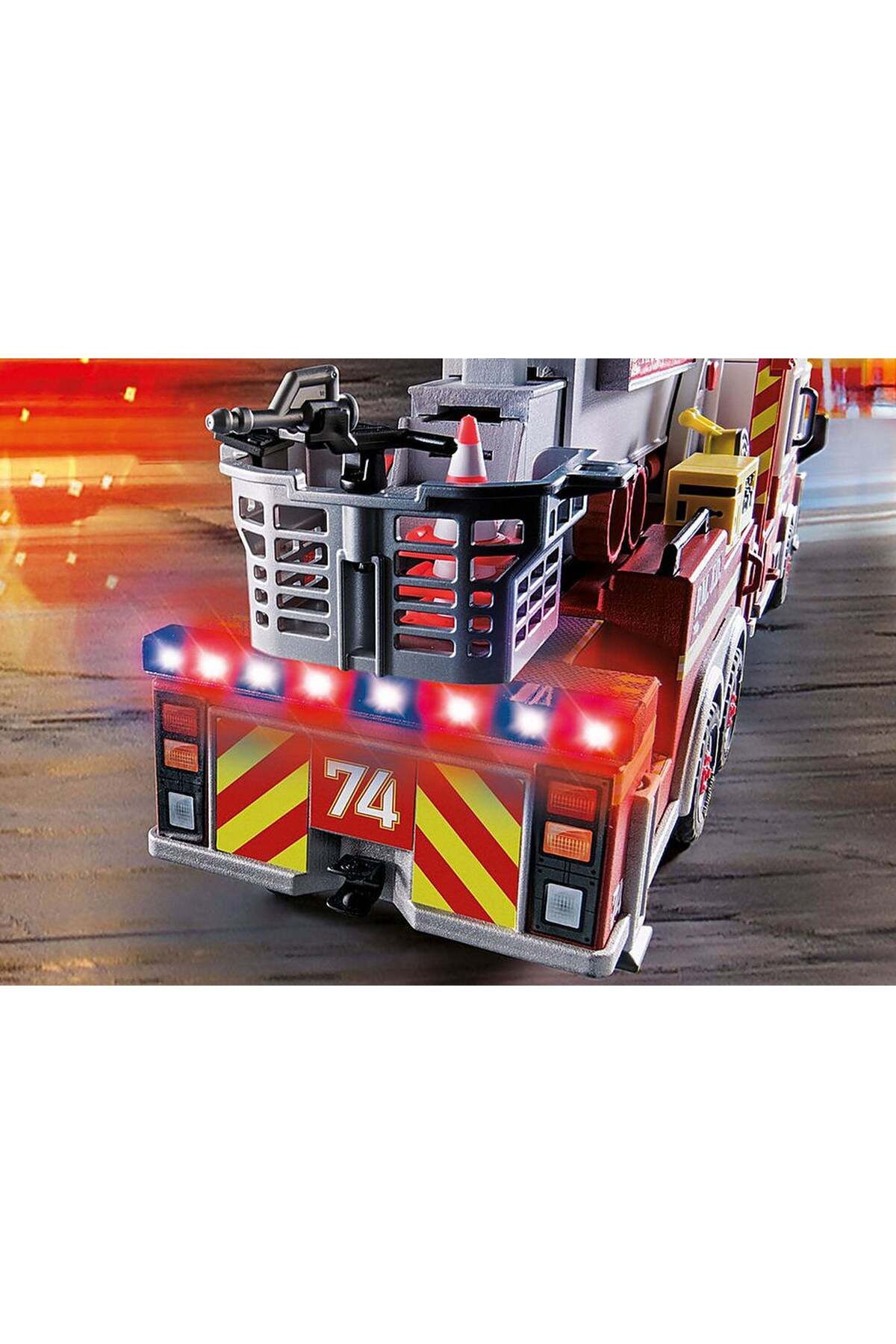 Playmobil-City Action - Fire truck with ladder and cannon 4
