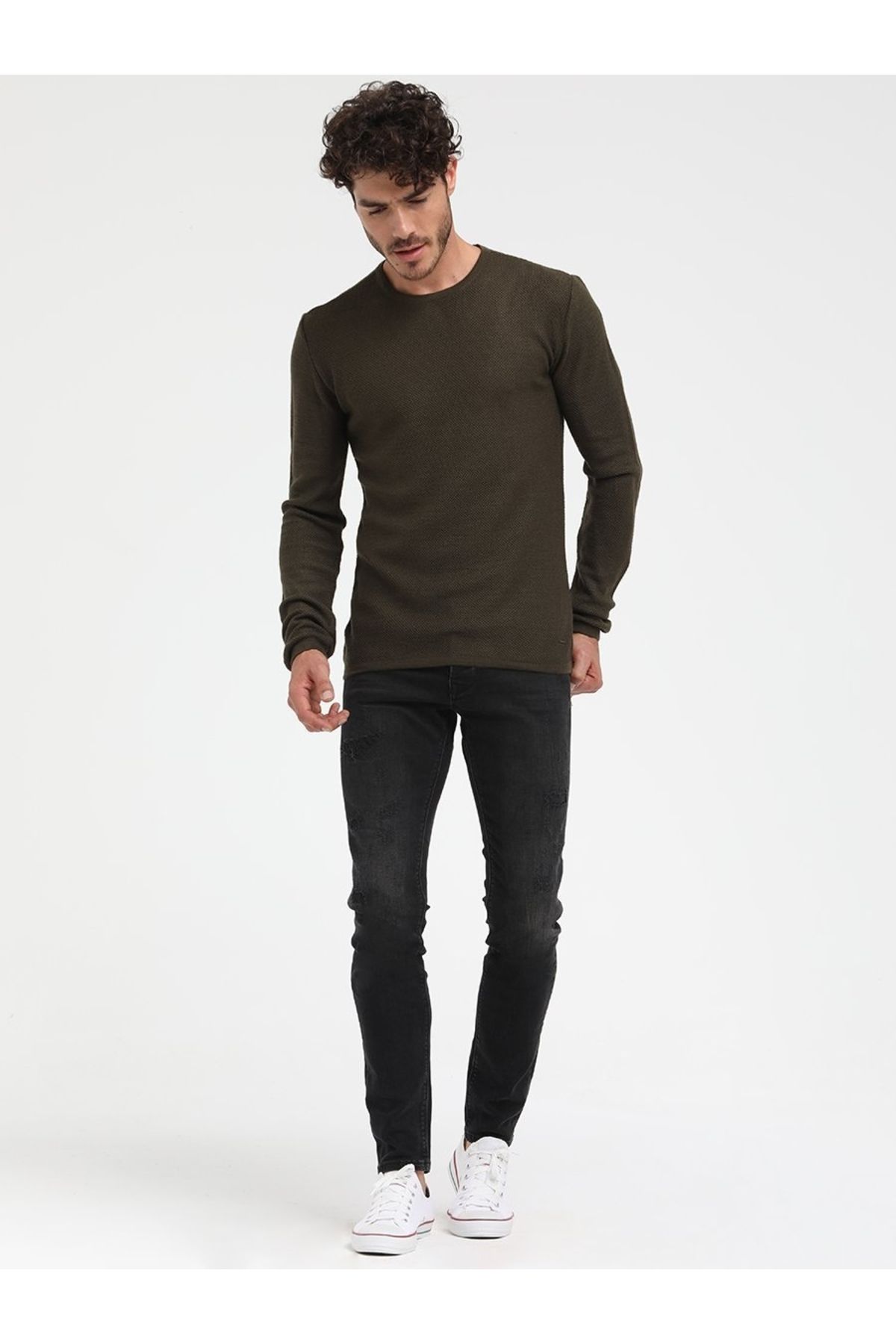 Loft-Slim Fit Men's Sweater 4