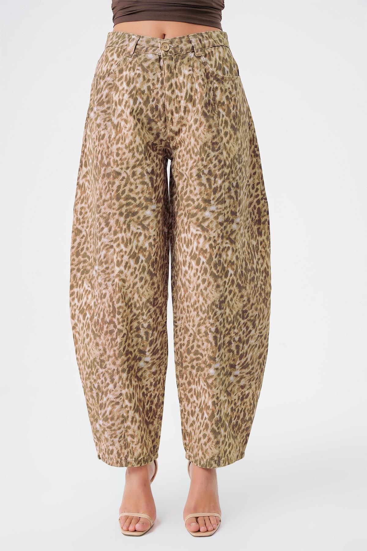 BPF-High Waist Balloon Fit Jeans - Multicolored Leopard Pattern 5