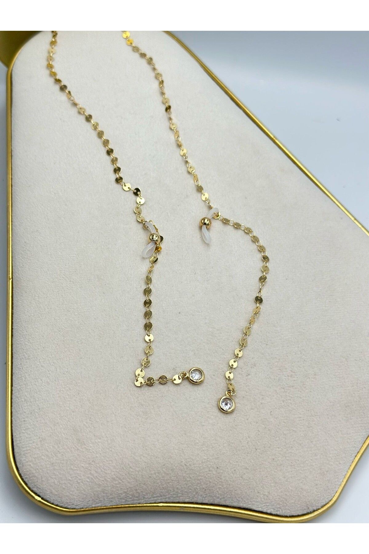 MyladyAccessoriess Pul Detaylı Altın Kaplama Gözlük İpi