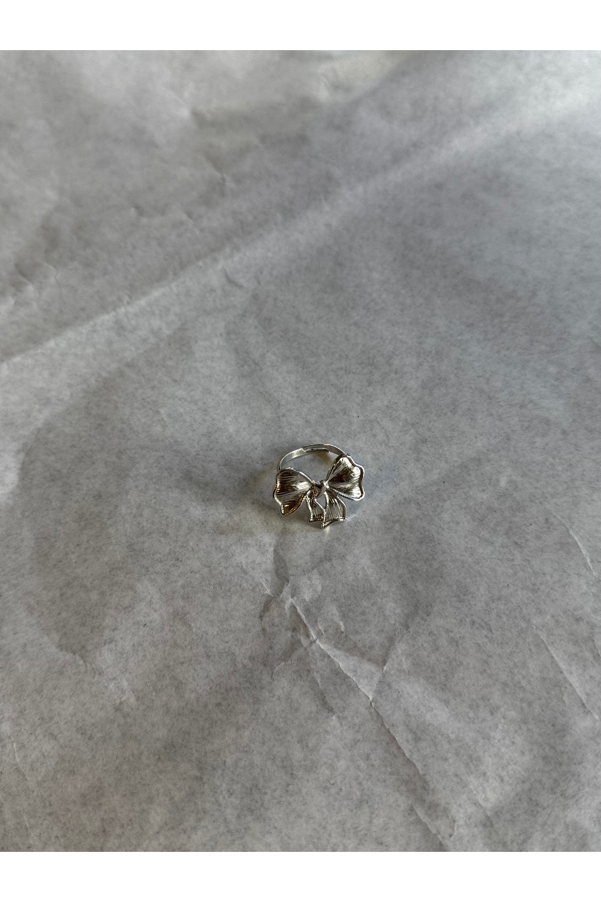 shop-Silver Bow Figured Ring (Adjustable Size) 3