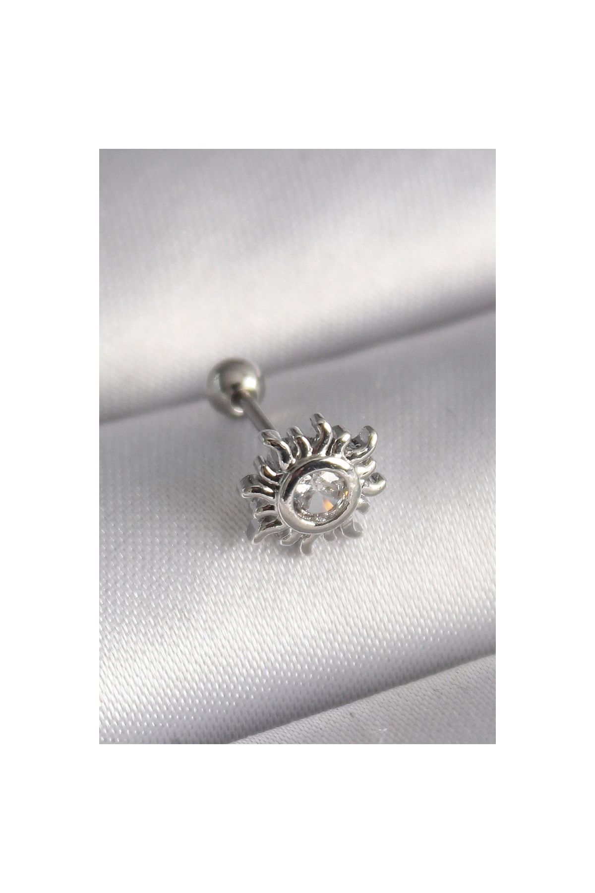Marsilyan 316L Çelik Gümüş Renk Zirkon Taşlı Güneş Tragus Piercing - TJ-PR1279