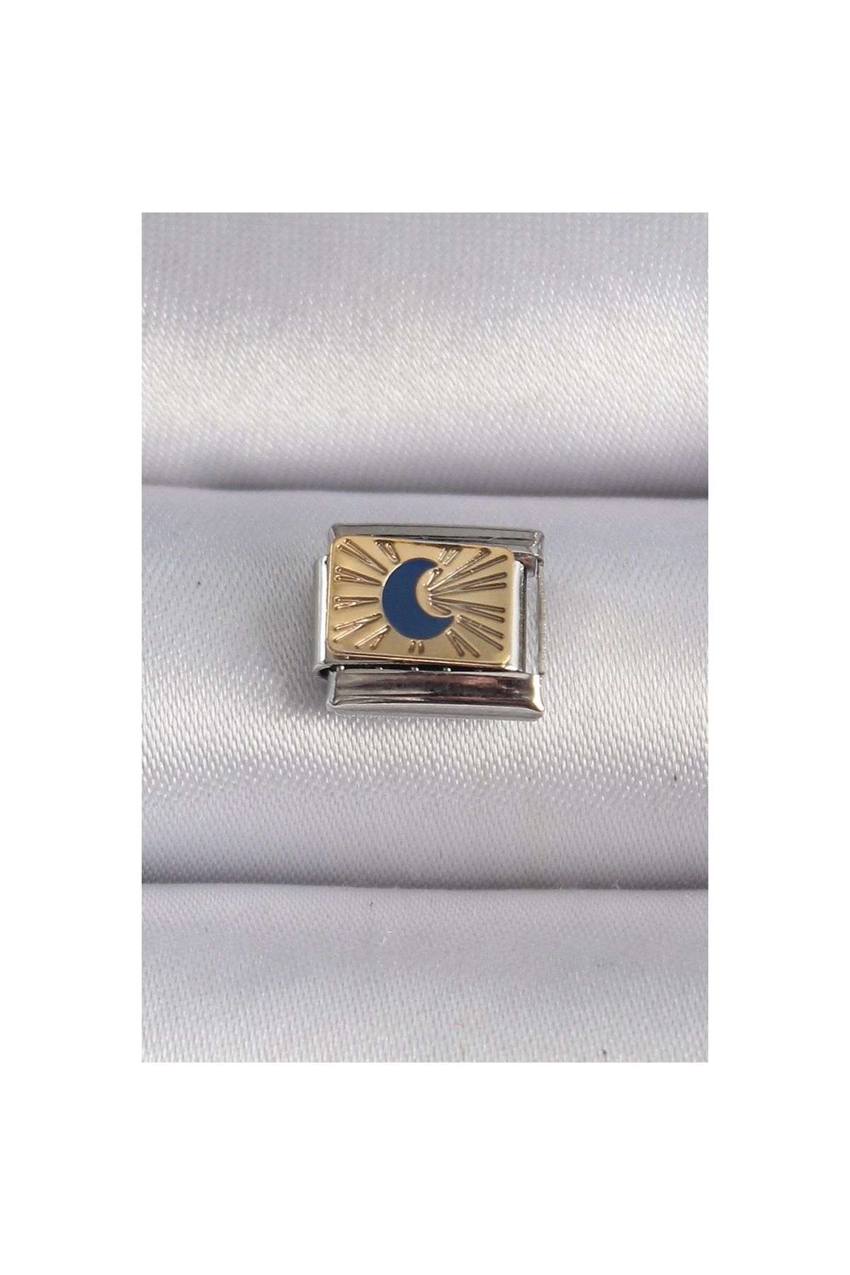 Marsilyan 316L Çelik Gümüş Renk Gold Hilal İşlemeli Nomination Charm - TJ-BC1017