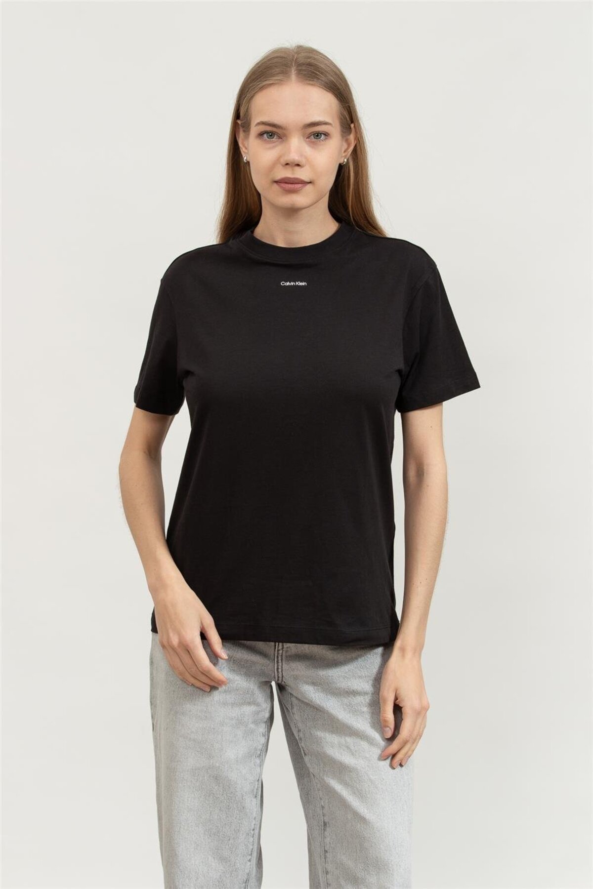 تیشرتزنانهCalvin Kleinآبی تیشرتزنانهCalvin Kleinآبی