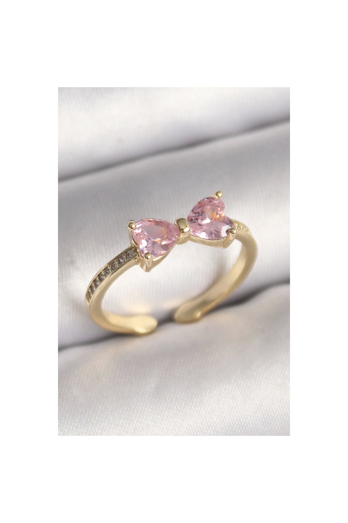 Marsilyan Pirinç Gold Renk Pembe Zirkon Taşlı Kalp Fiyonk Model Kadın Yüzük - TJ-BYK3641