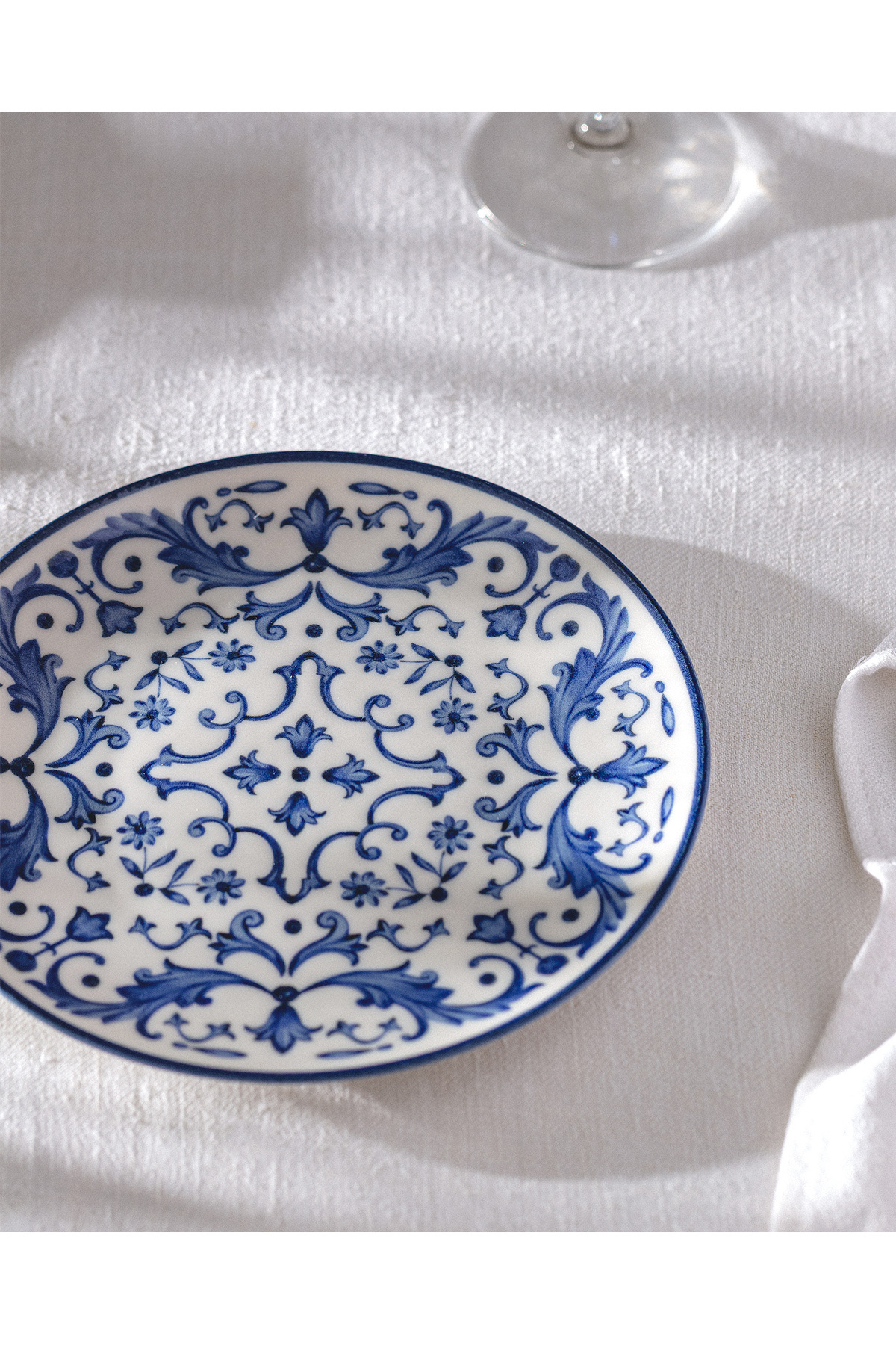 Madame Coco-Reve Bleu Serenity Pasta Plate - 19 cm - Blue/White 3