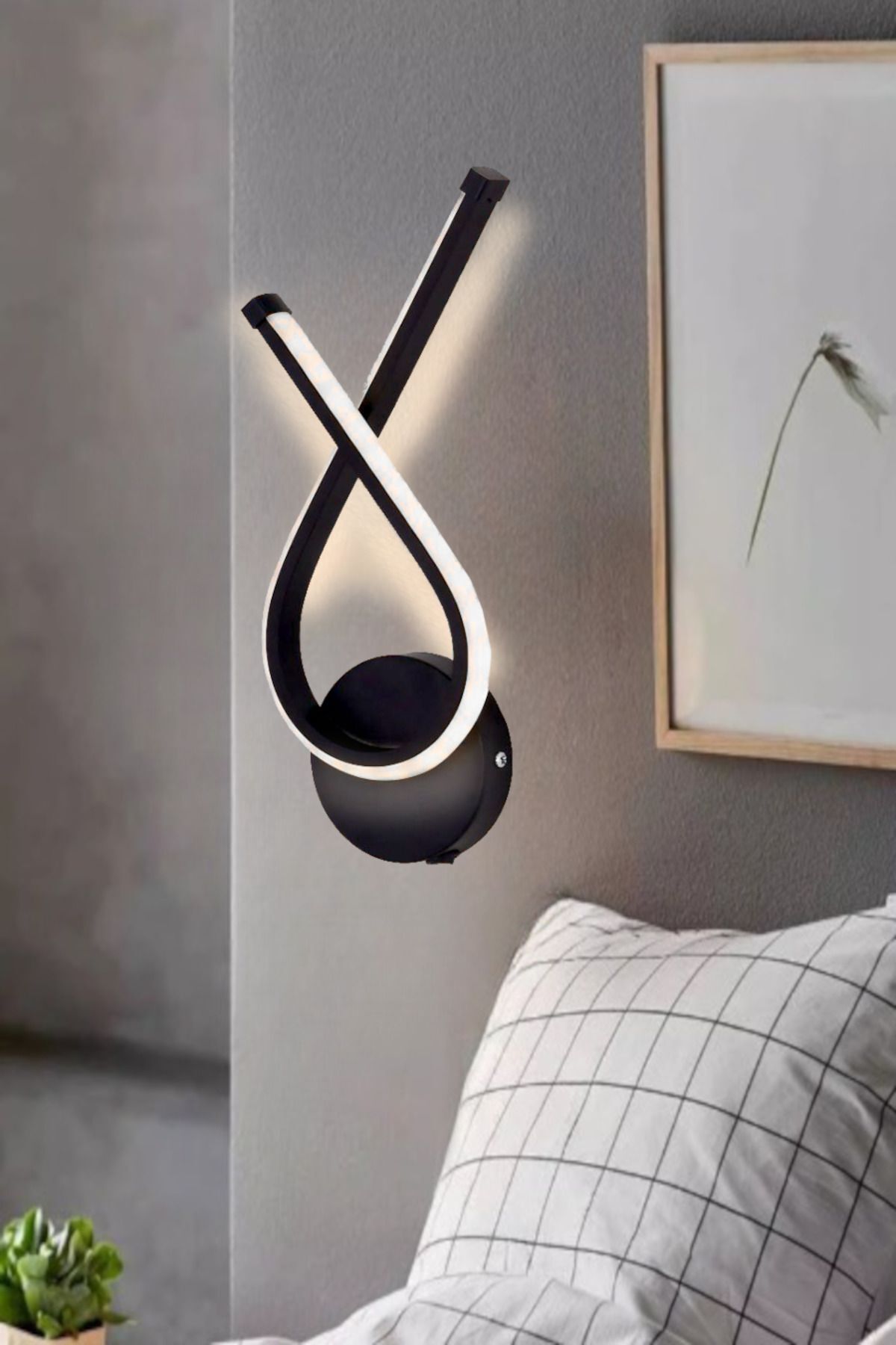 Luna Lighting Lucilla Model Ledli Dekoratif Şık Siyah Estetik Tarz Kullanışlı Pilli Duvar Apliği
