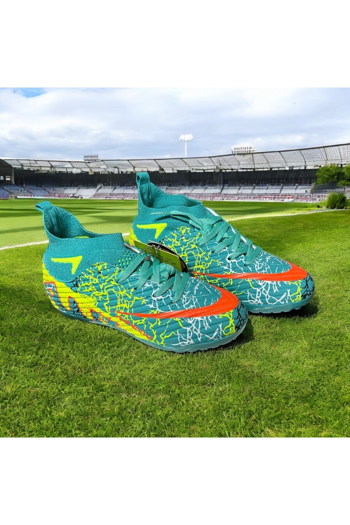 Resim Air Laliga Çoraplı Halısaha Ayakkabısı 