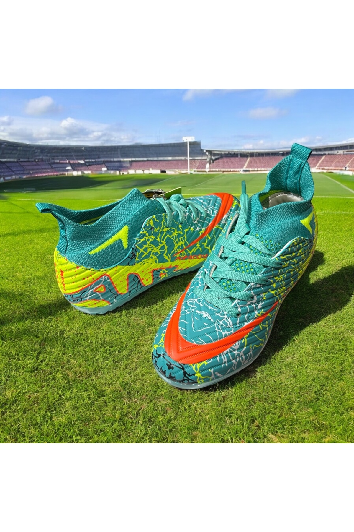 Resim Air Laliga Çoraplı Halısaha Ayakkabısı 