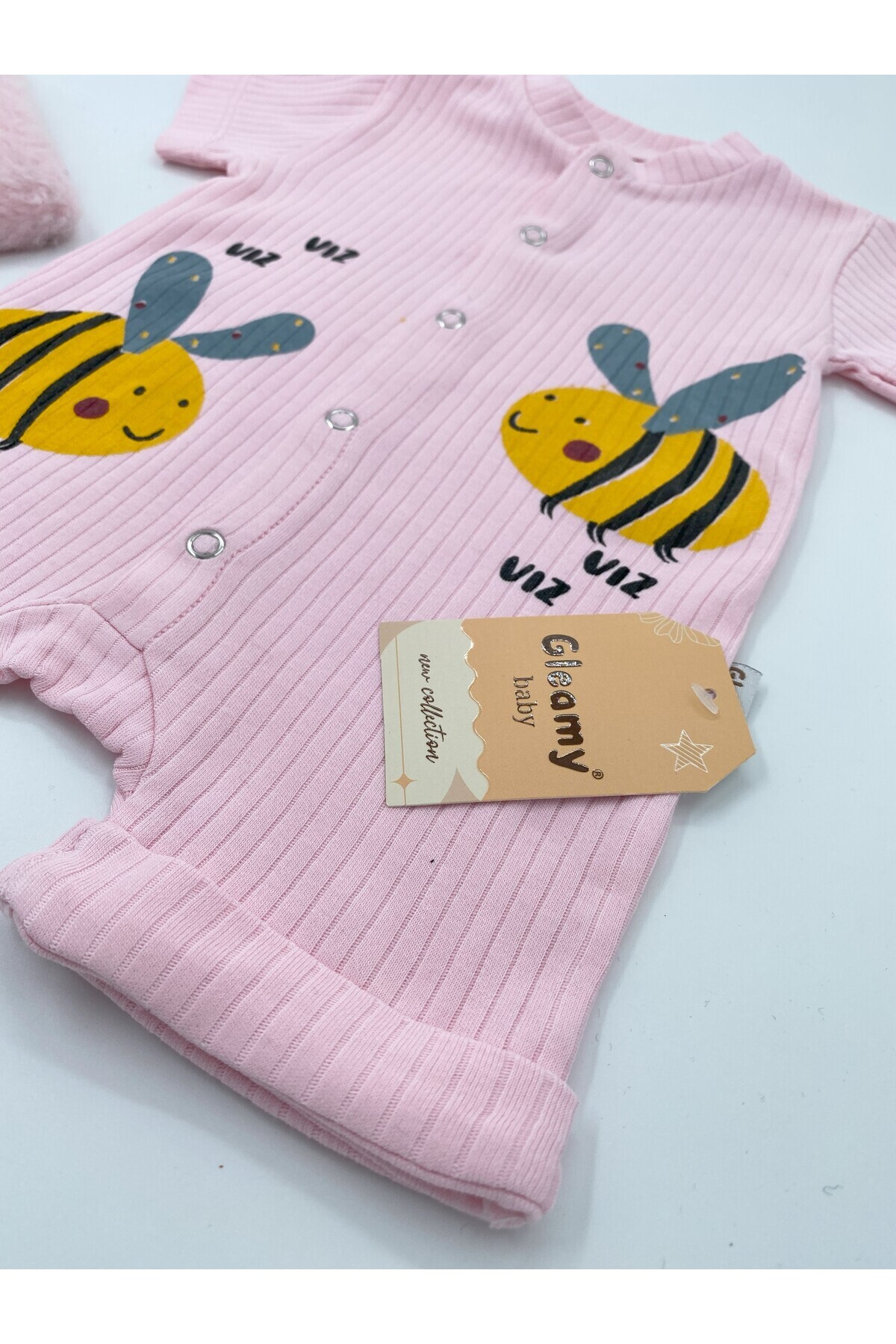 Gleamy FINDIK BEBE KIDS ARI DESEN ÇITÇITLI KISA KOLLU ŞORT TULUM(ZIBIN)%100 PAMUK fotoğrafı 3 (önizleme)