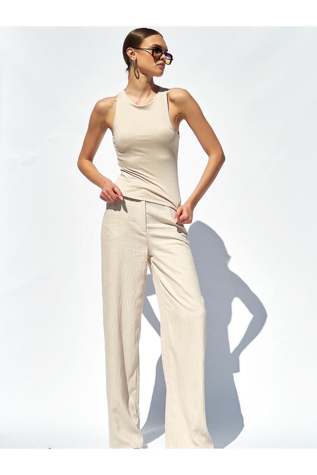 Coral Halter Yakalı Atlet Bej