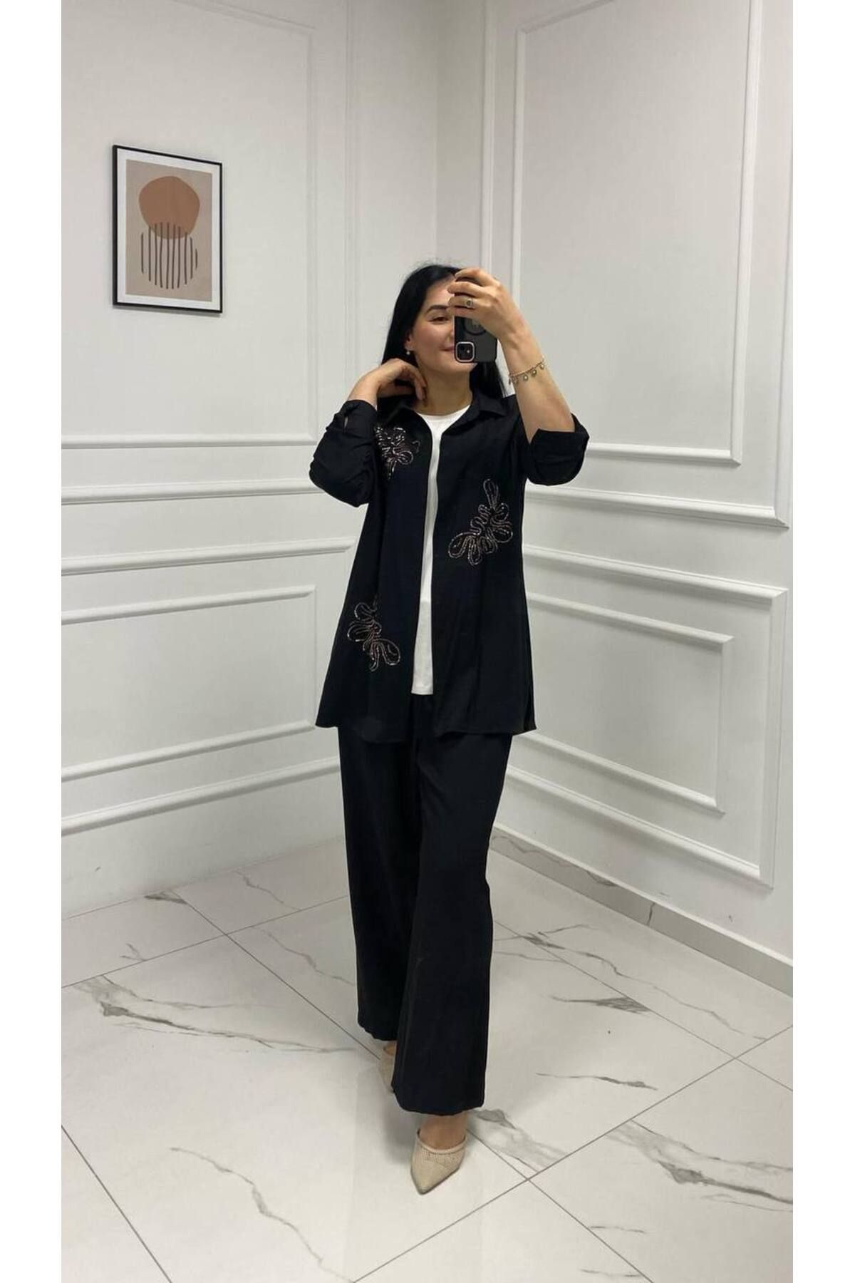 CELTMODA Kadın Payet Detay İçlikli Pantolonlu Üçlü Takım - Siyah