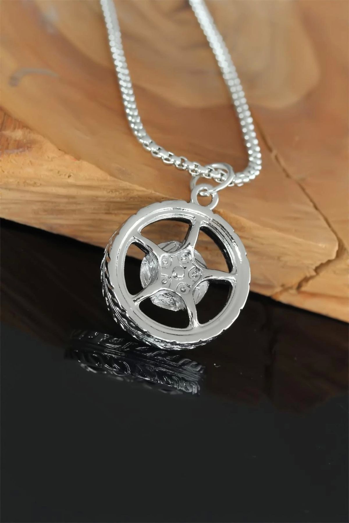 Moco Medusa Tasarım Silver Renk Zincirli Erkek Kolye