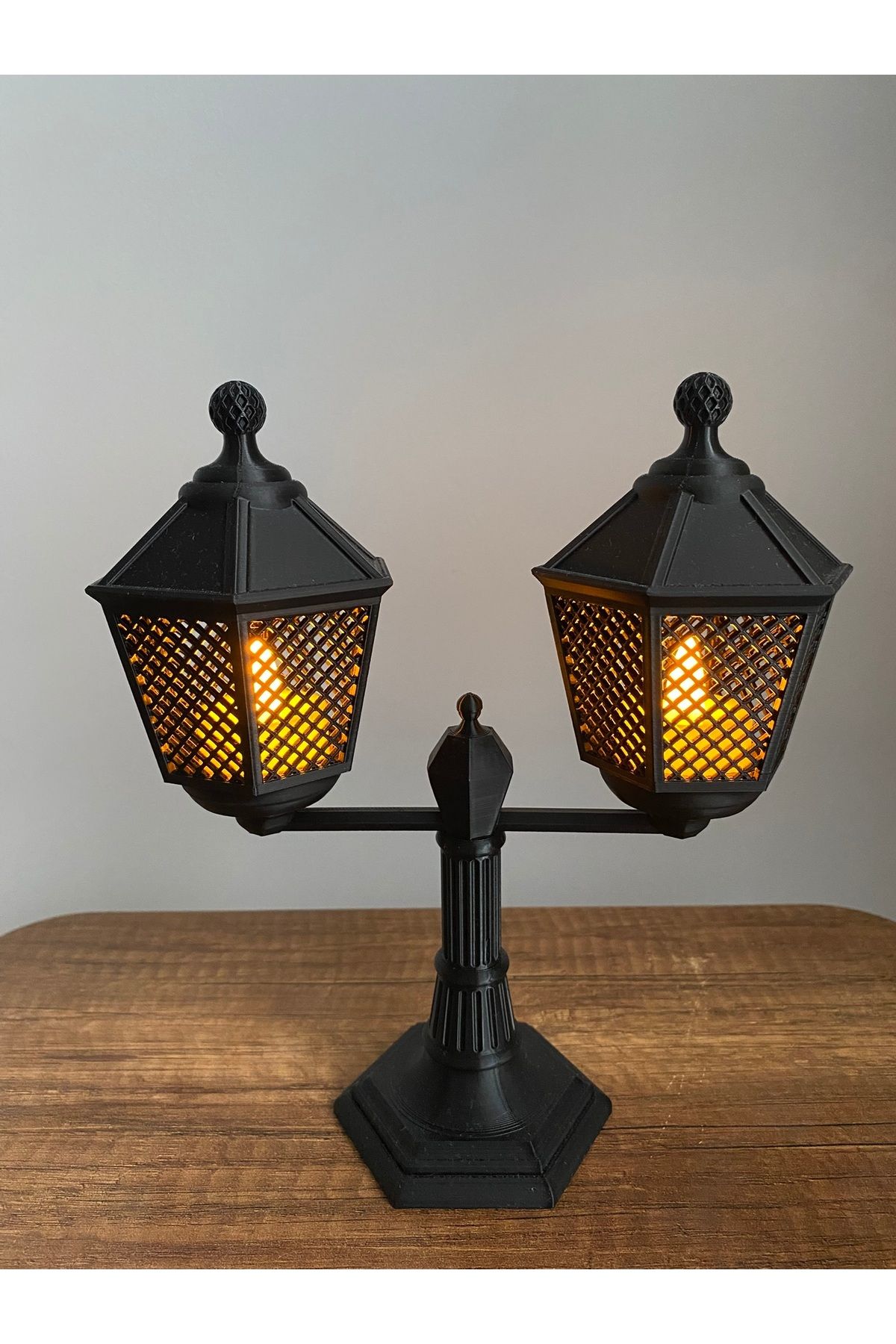 Mus3D 🕯✨ Mini İkili Sokak Feneri Görünümlü Mumluk✨ 🕯 – Şıklık ve Sıcaklık Bir Arada!
