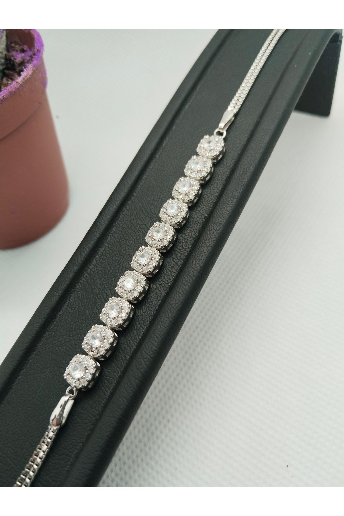 MehVa Silver 925 ayar gümüş zirkon kaplama baget sıralı kadın bileklik