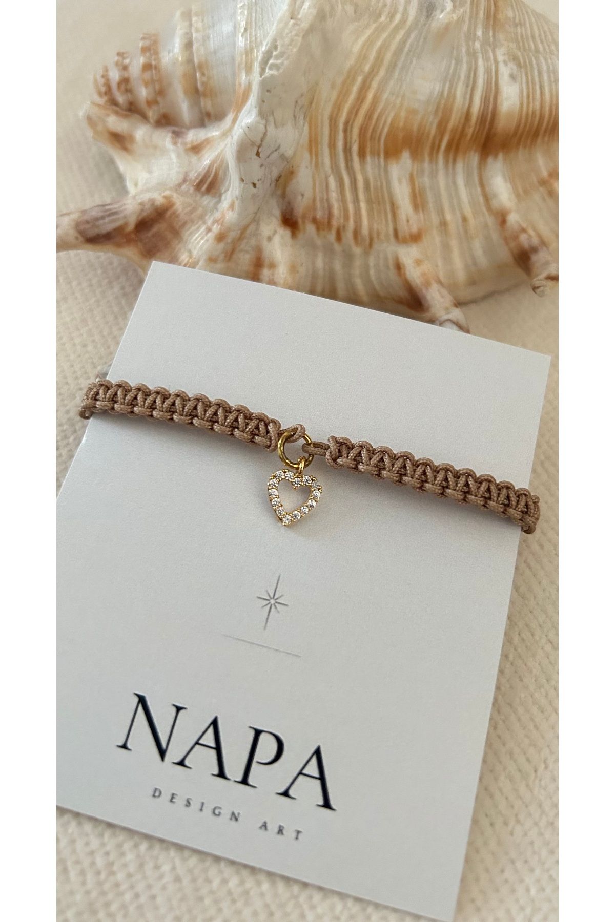 NapaDesignArt İpli Zirkon Kalp Taşlı Kadın Örgü Yıldız Bileklik - Ekru Bej renk
