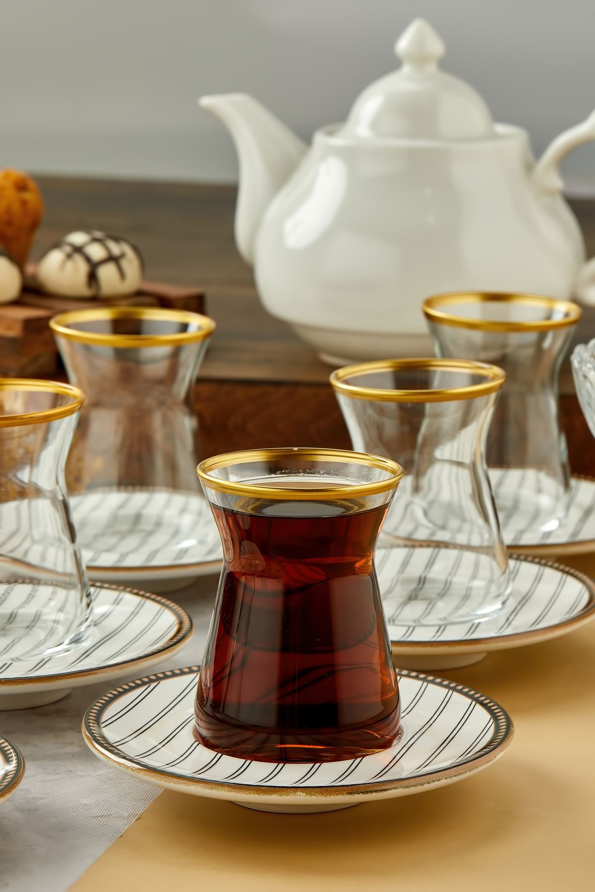 Babion Gold Dekorlu 12 Parça 6 Kişilik Çay Bardağı ve Tabağı, Çay Takımı, Çay Seti
