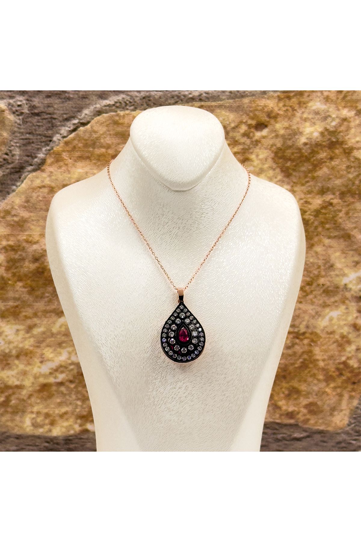 Livora Jewelry Rose Renk Elmas Montür Yakut Gümüş Kolye