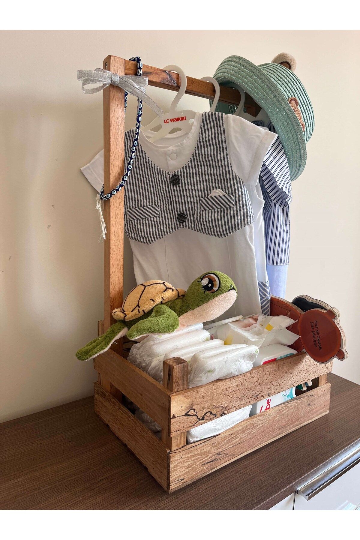 ERBAYLAR POLYESTER Dekoratif Ahşap Bebek Sepeti – 40 Uçurma Babyshower Hediyesi
