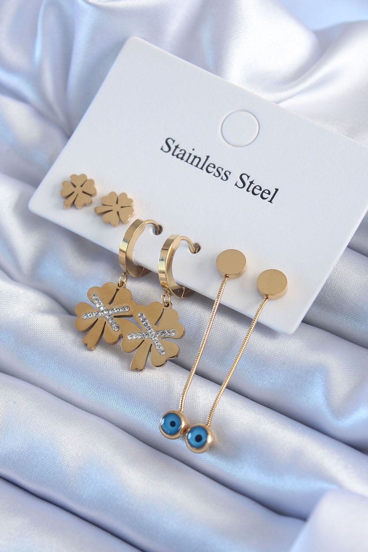 BZK ACCESSORİES 316L Çelik Gold Renk Zirkon Taşlı Yonca Model Kadın Küpe Seti