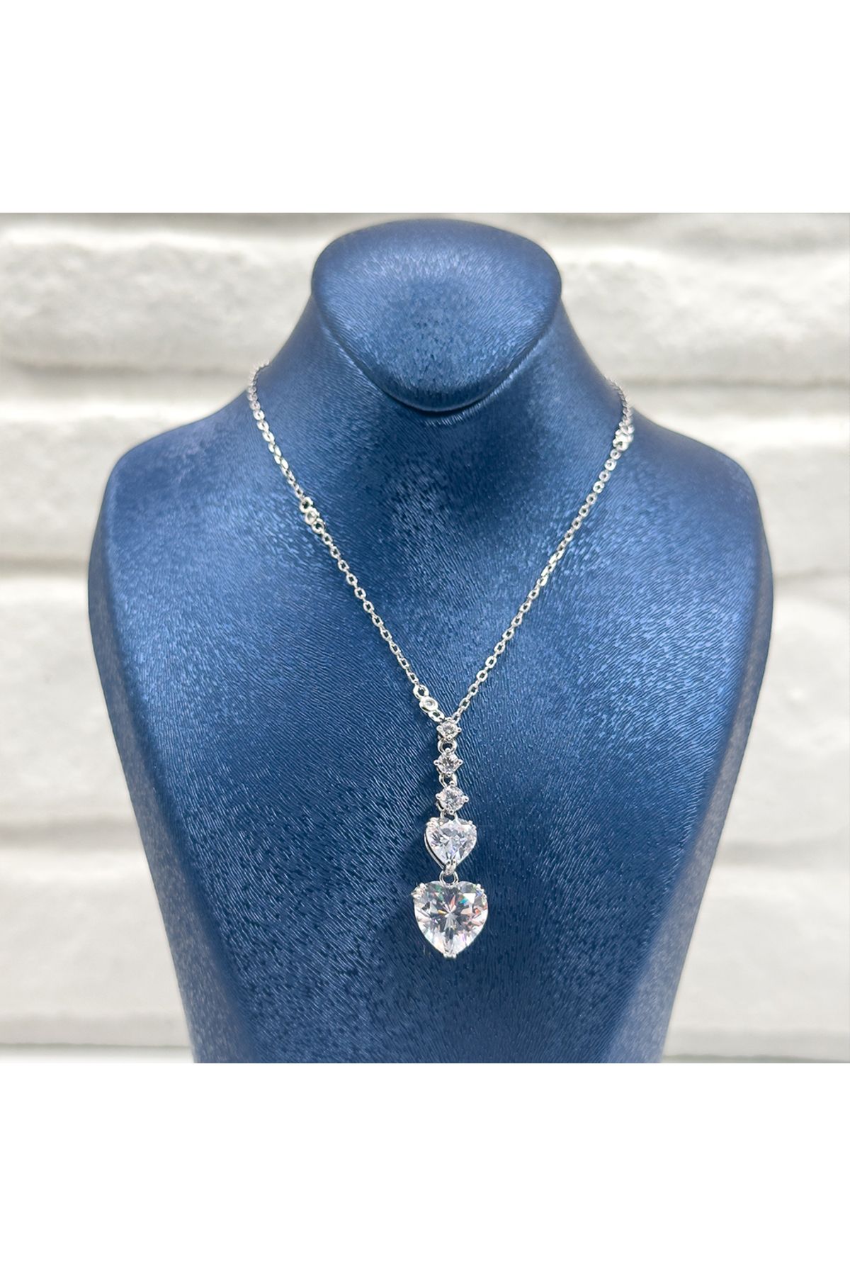Livora Jewelry Tria Model Kalp Gümüş Kolye