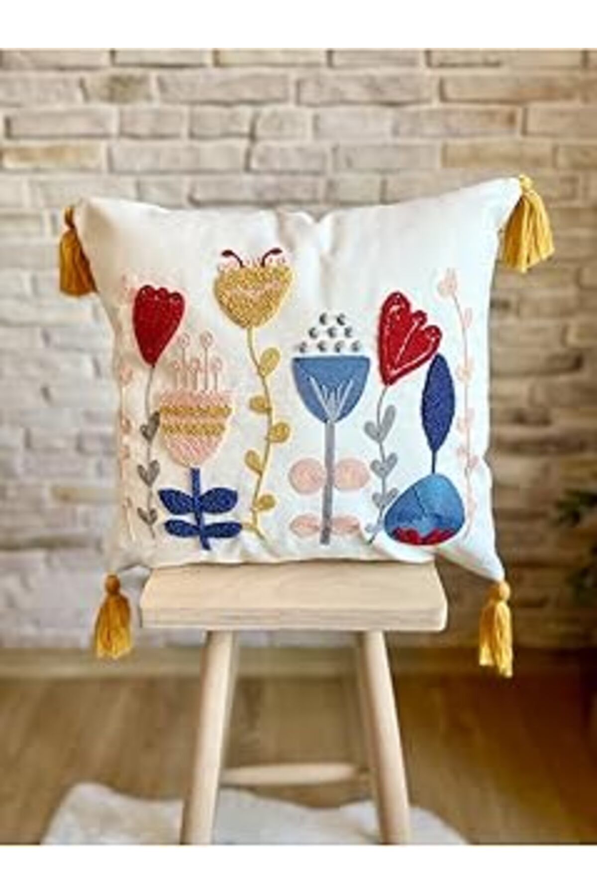 karadağsb Swita Punch Işlemeli Tekli Dekoratif Özel Tasarım Kırlent Kılıfı (PANÇ) Çiçekbahçesi 43 X 43 Swıt