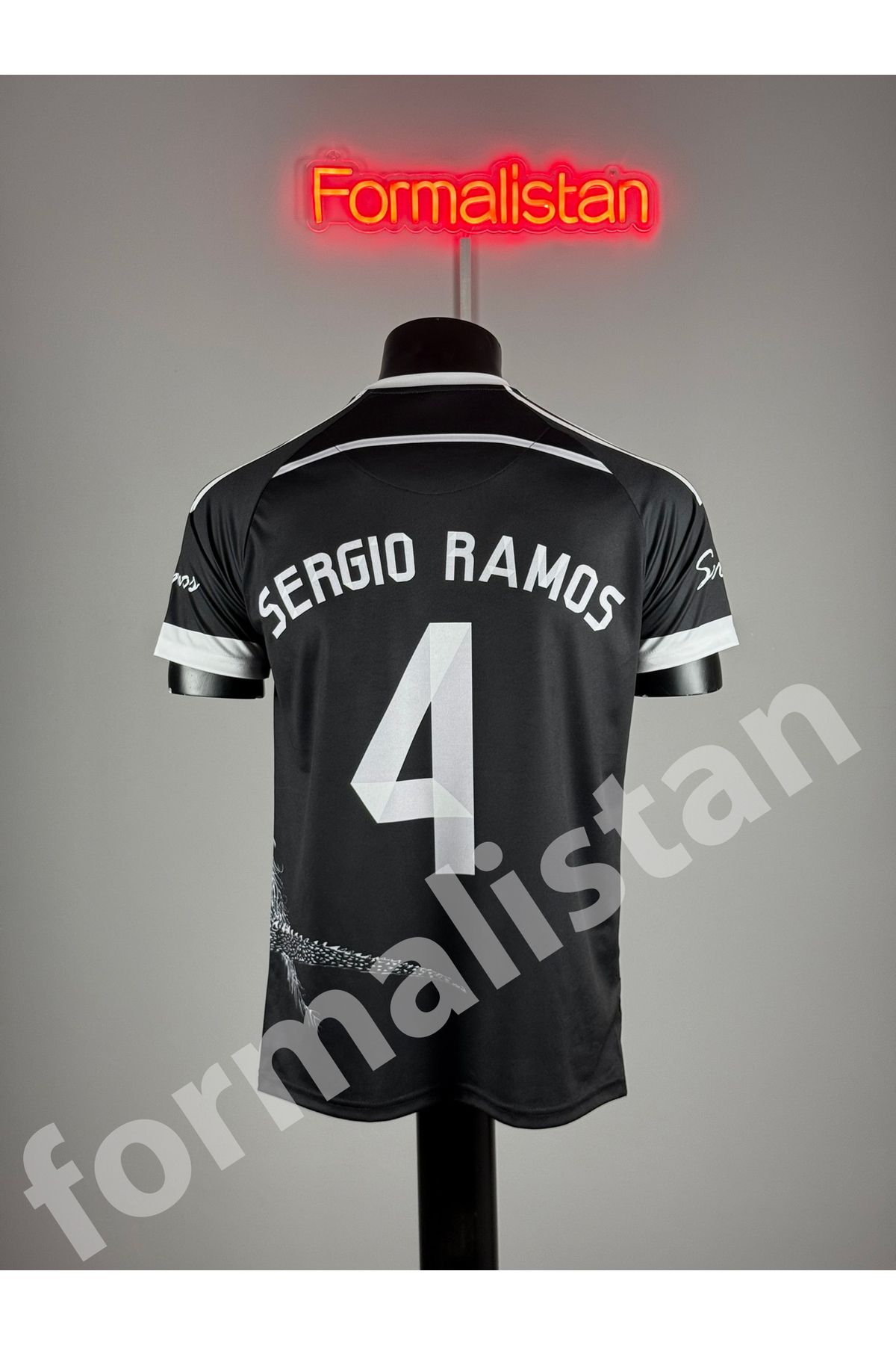 Quaxram Rê.âl-Madrid Sêrgio Râmos Futbol Forması - Siyah Dragon