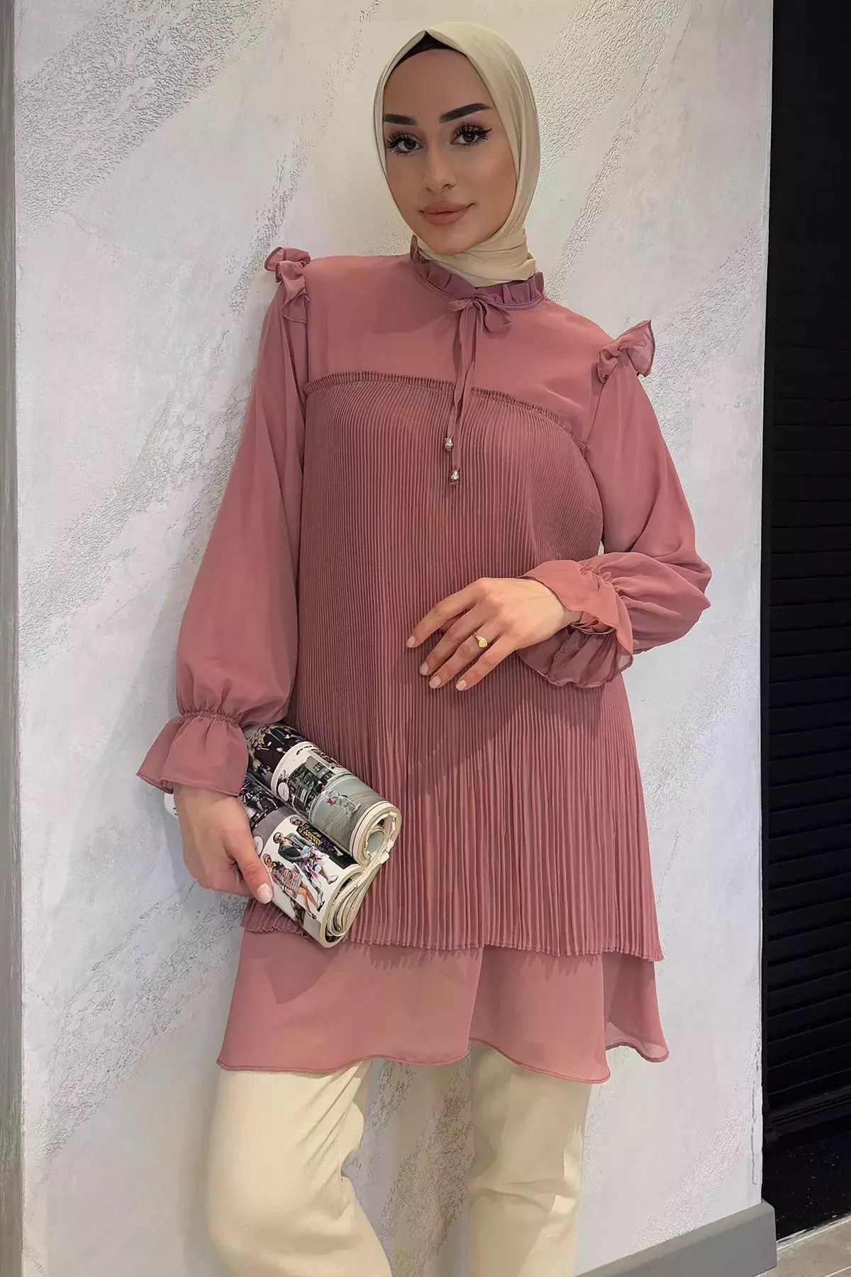 julude Gülkurusu Kadın Yaka Bağlamalı Pileli Tesettür Şifon Tunik