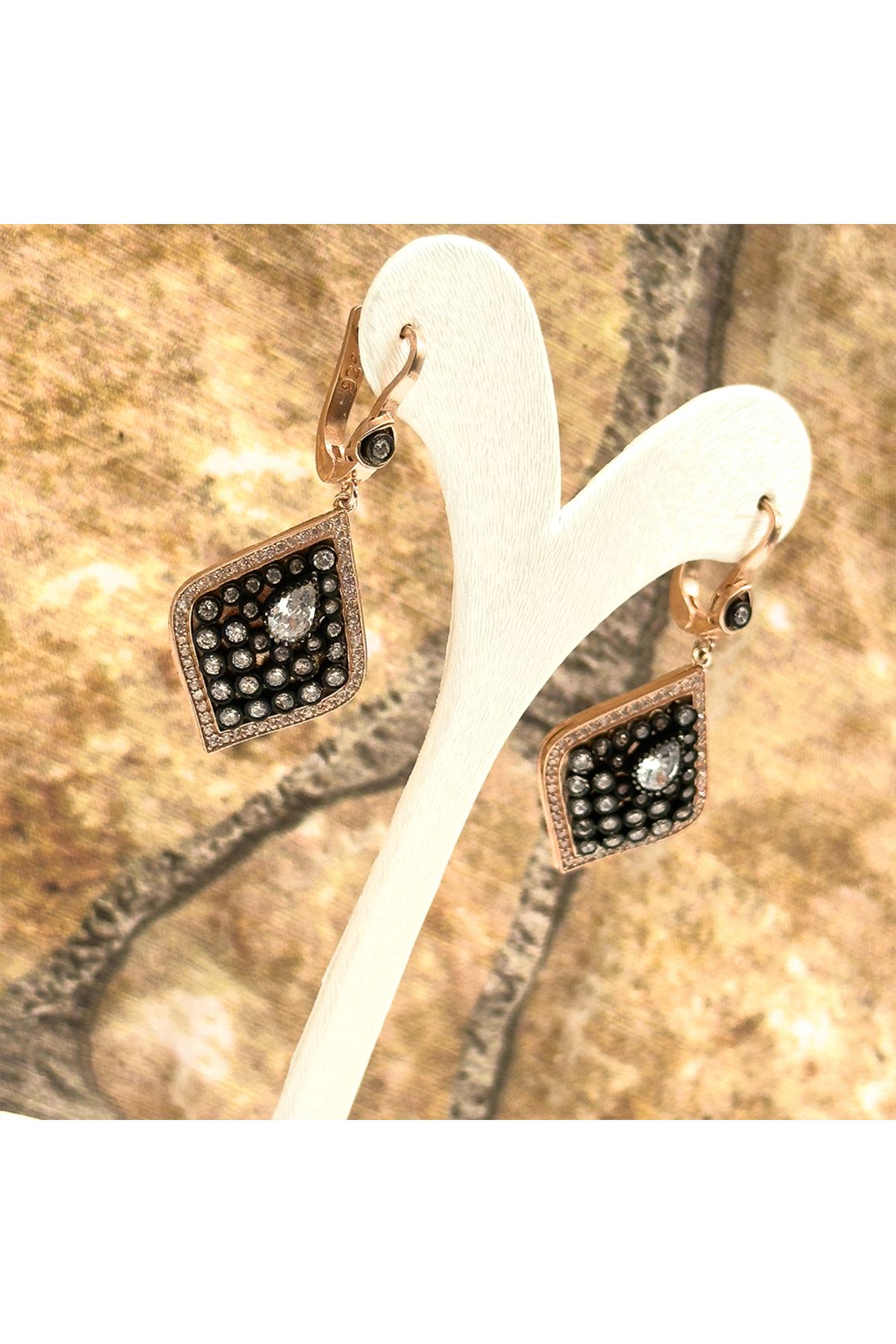 Livora Jewelry Elmas Montür Özel Üretim Gümüş Küpe