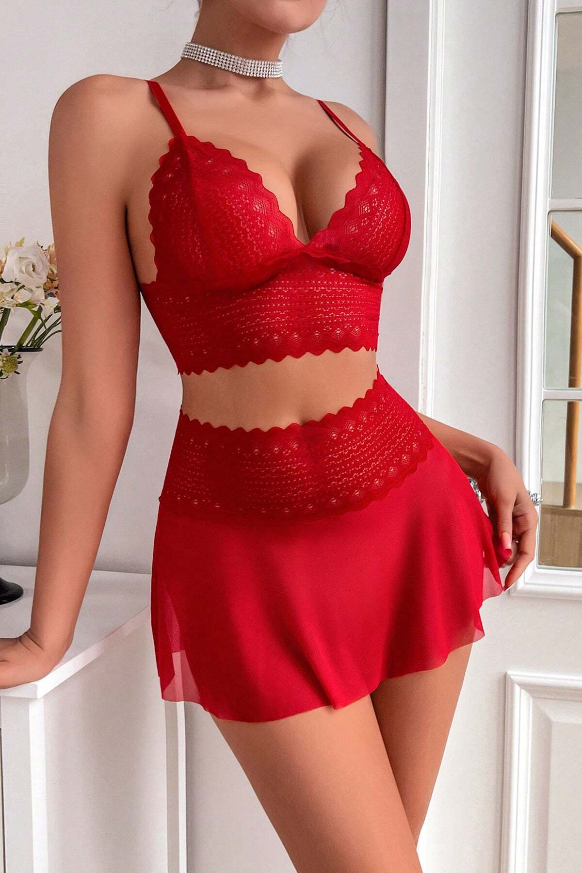 CGDI Kadın Kırmızı Dantel ve Tül Detaylı Etekli Şık Gecelik Takımı