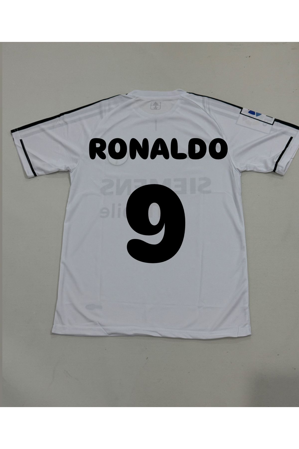 Mzone REAL MADRID RONALDO 2004-2005 SEZON NOSTALJI YETİŞKİN FORMASI