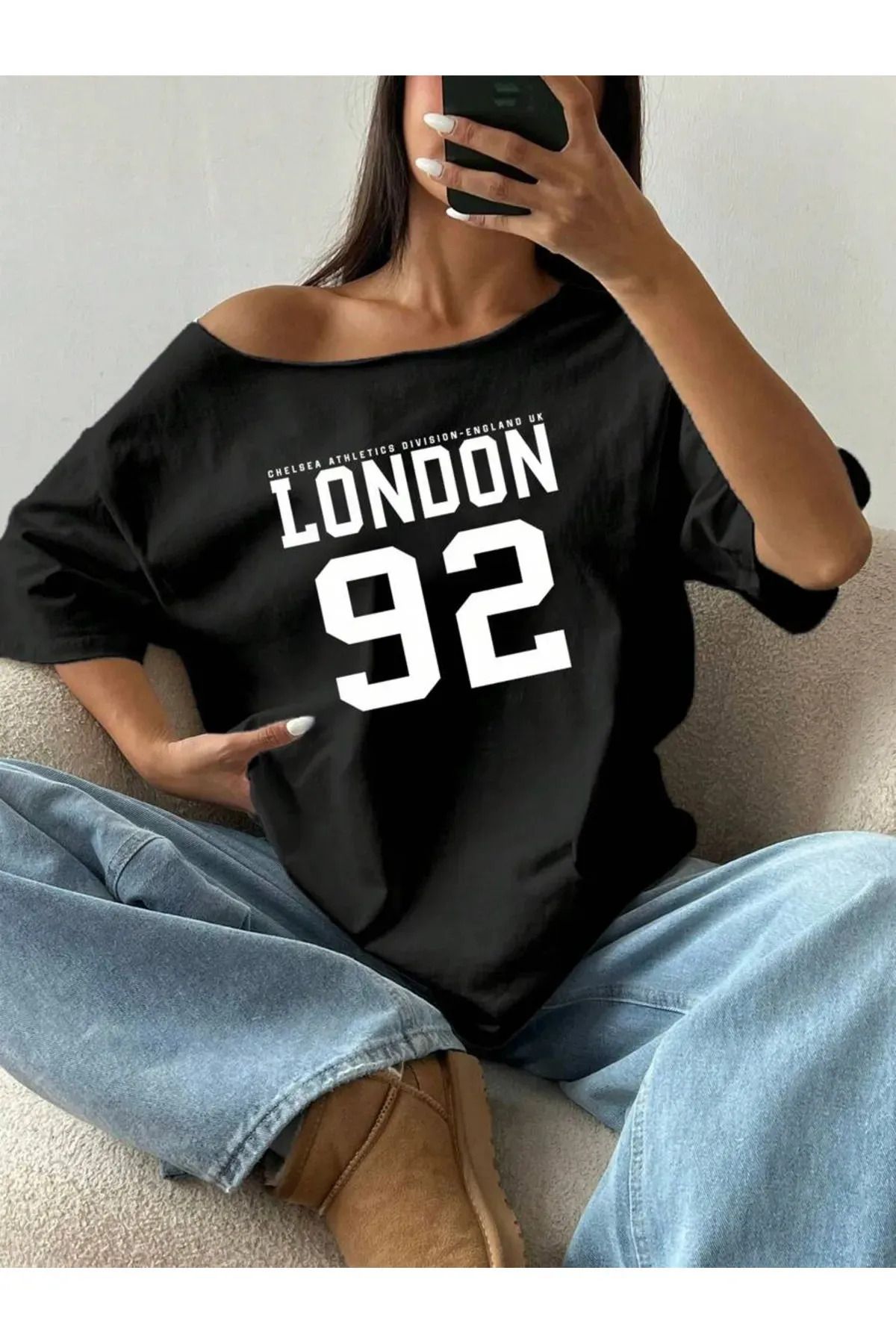 İBRE LONDON BASKILI SİYAH KAYIK YAKA PAMUKLU TİŞÖRT