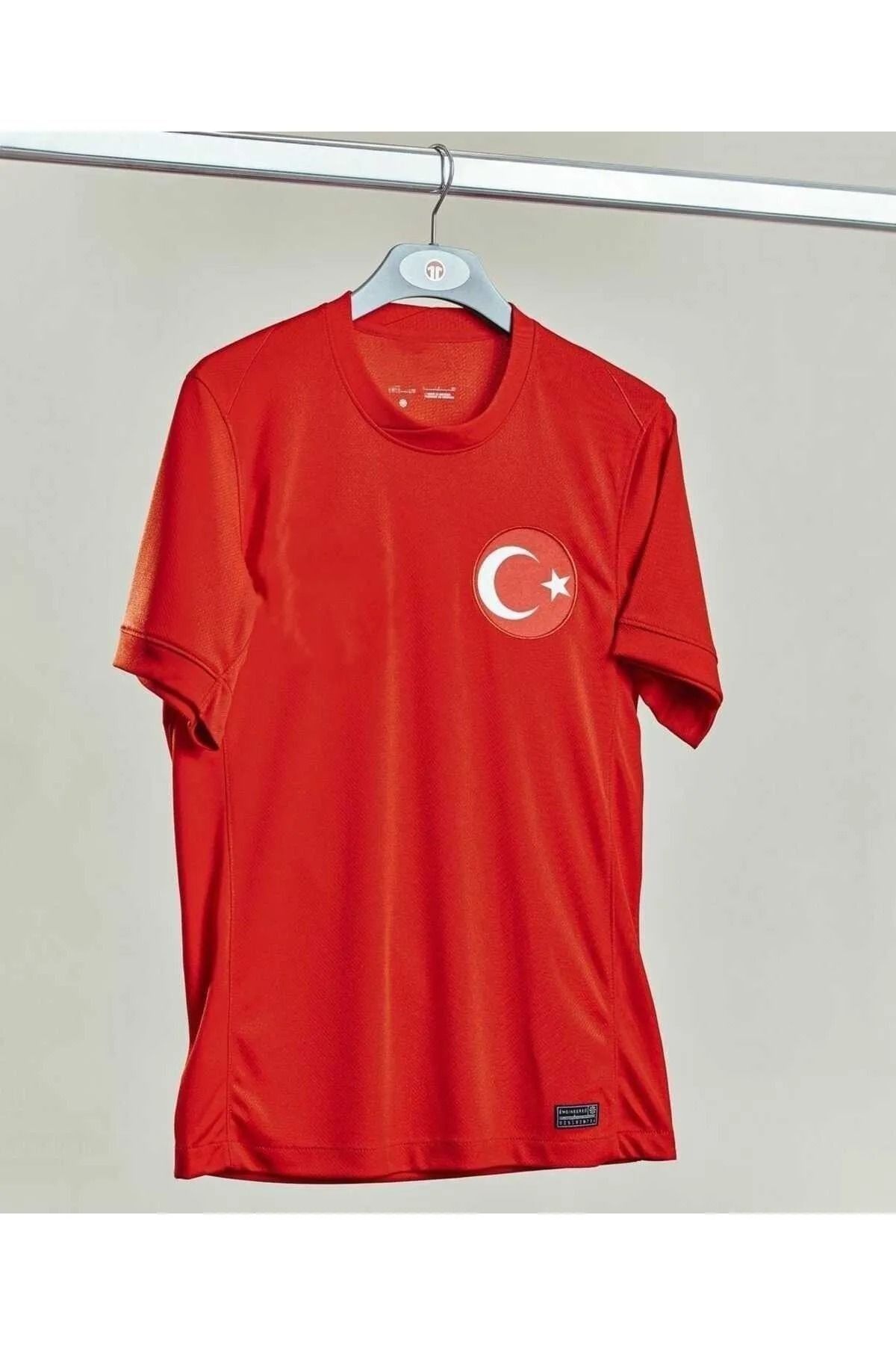 feriköy TÜRKİYE EURO 2024 İSİMSİZ YETİŞKİN FORMASI (RED)
