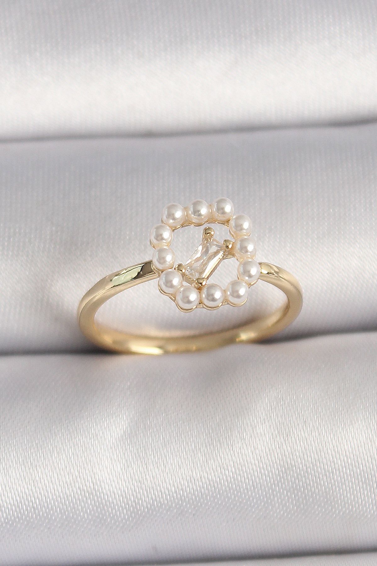 MMB Boutique Pirinç Gold Renk Zirkon Taş Detaylı İncili Ayarlanabilir Yüzük