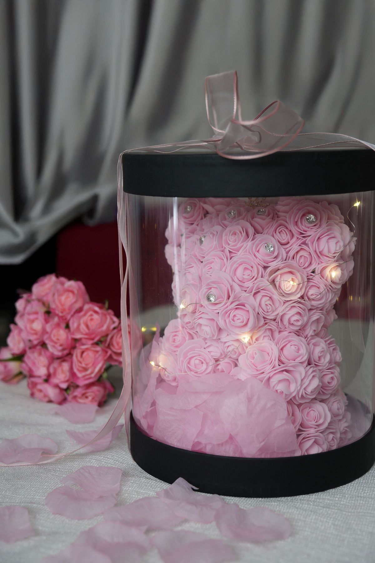 Özel Şeffaf Kutuda Pembe Gül Taşlı Hediye Ayıcık