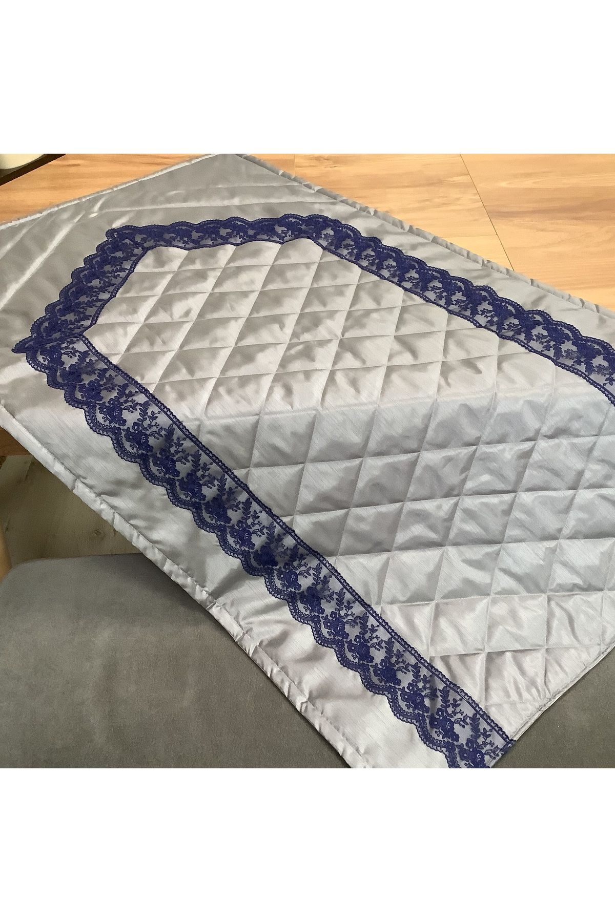 OYA home Dantelli Şantuk Kumaş lı Seccade
