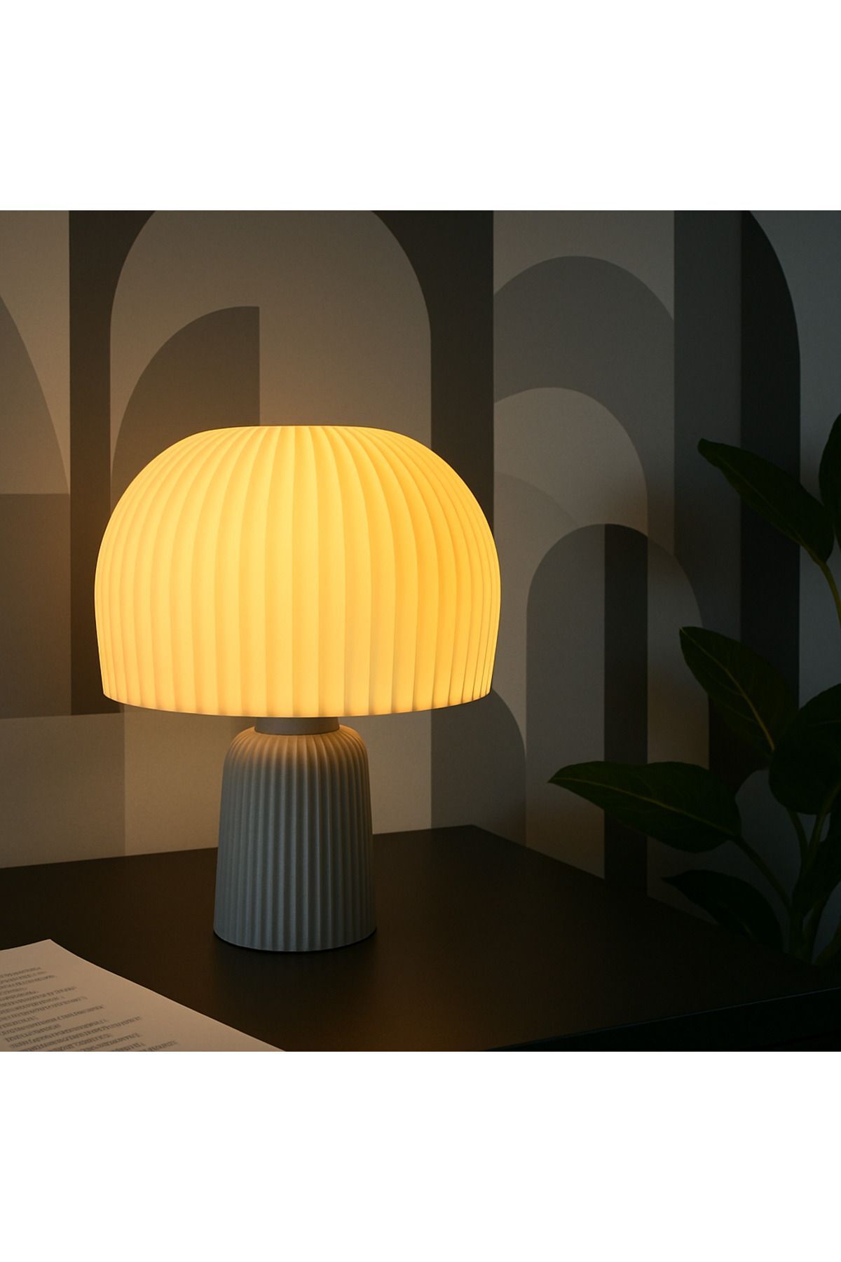 SerenityHaven Modern Masa lambası